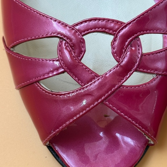 👠 Stuart Weitzman Hot Pink Patent Leather Heels – Size 8 - Picture 4 of 11